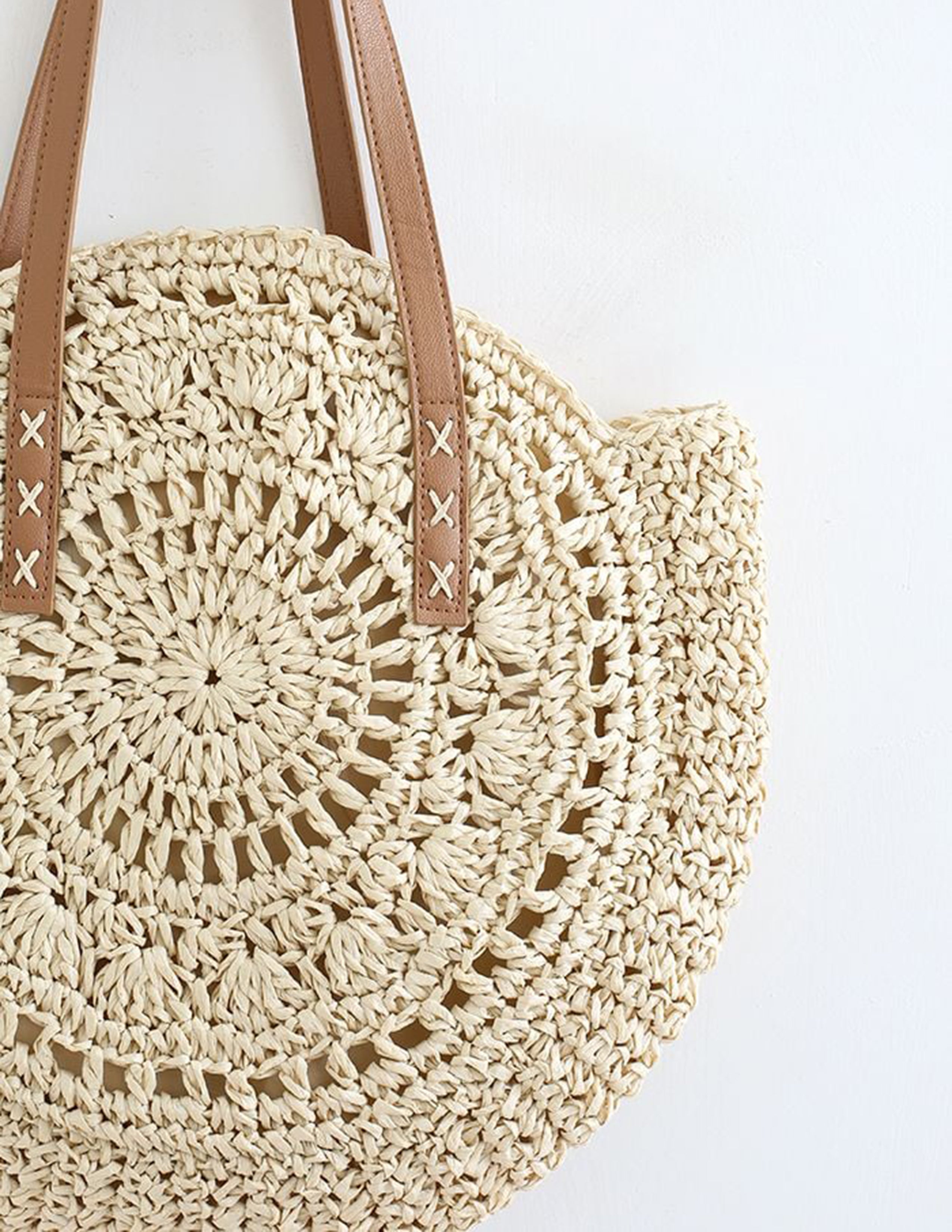 Round Straw Tote Bag