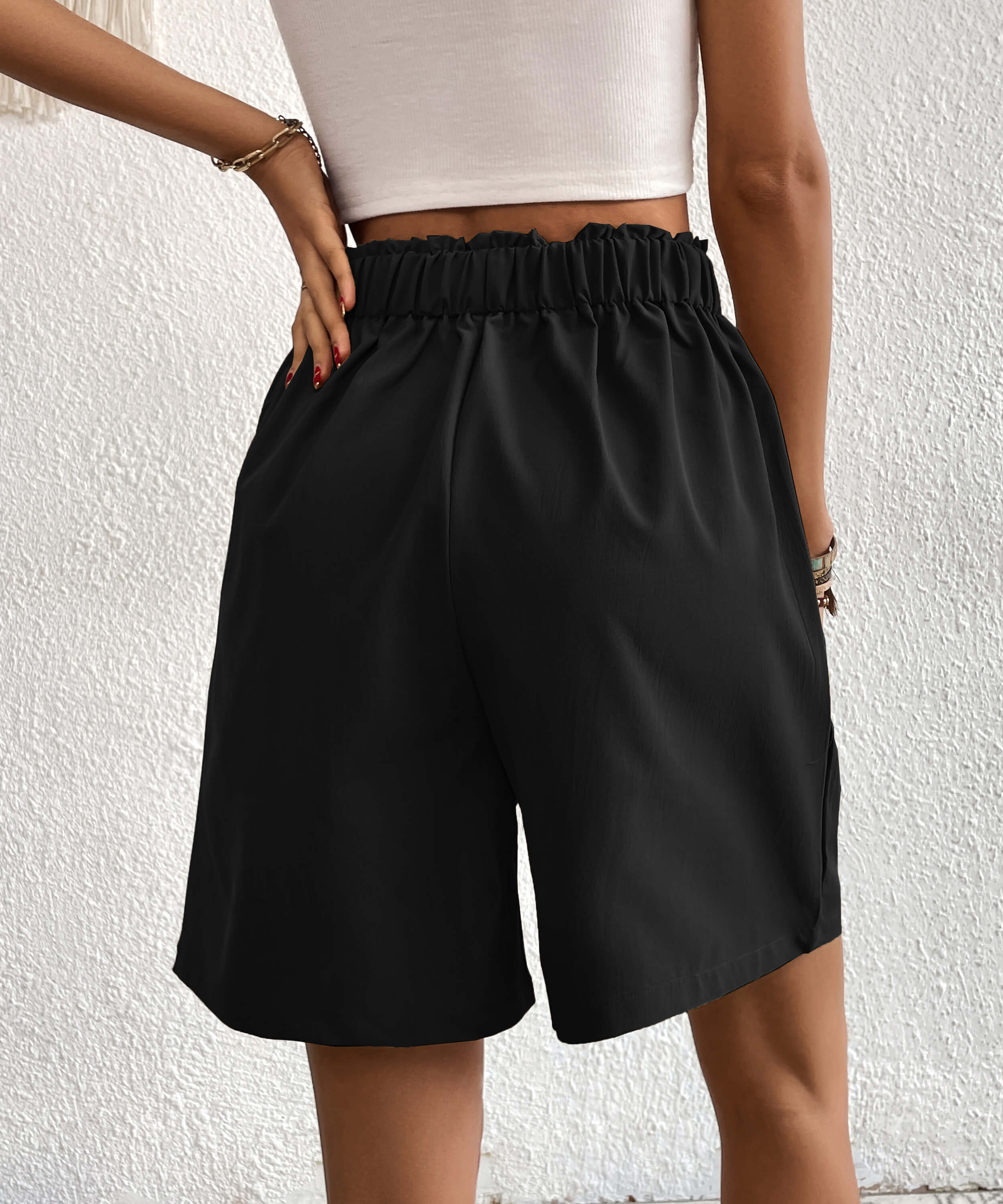 Eden Pocketed High Waist Shorts - Black