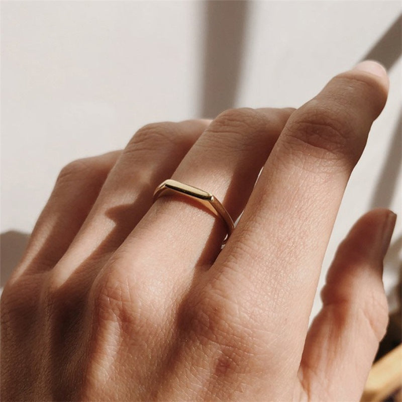 Sasha Minimalist Gold Ring