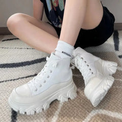 Dove Sneakers