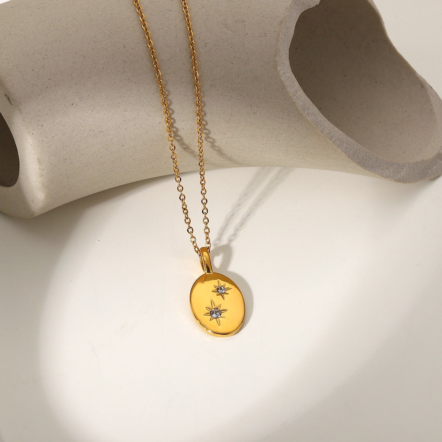 Stella Nova Gold Pendant Necklace