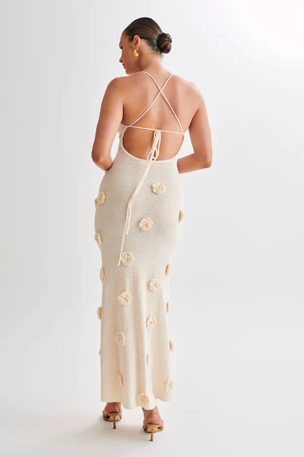 Crochet maxi dress with flowers - nude