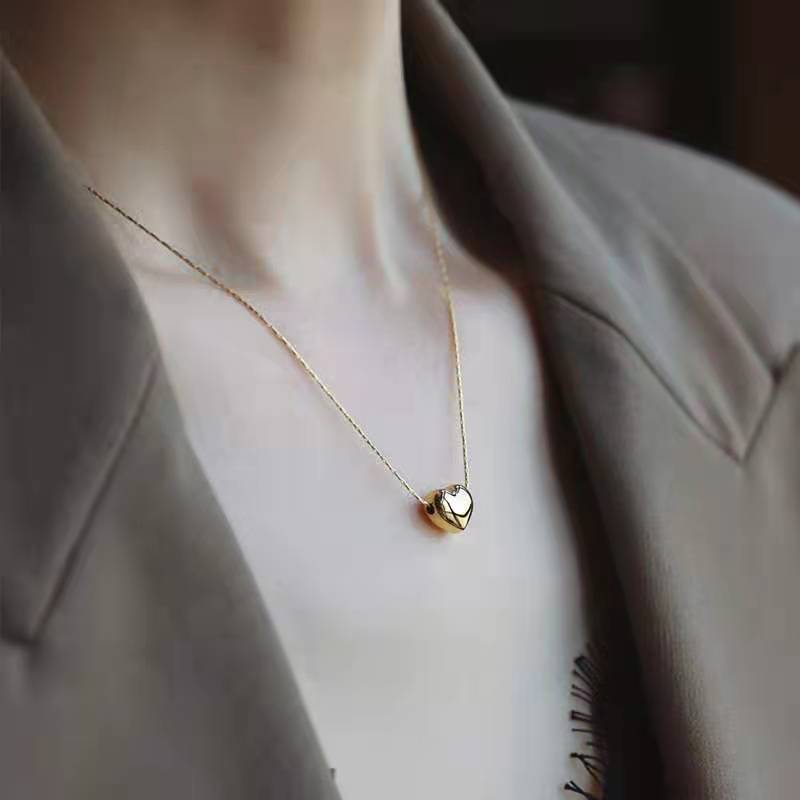 Timeless Heart - Gold Pendant Necklace