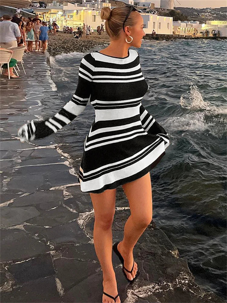 Tossy Color Block Striped Backless Female Mini Dress Knitwear Lace-Up Flared Sleeve Beach Holiday Outfit High Waist Knit Dress