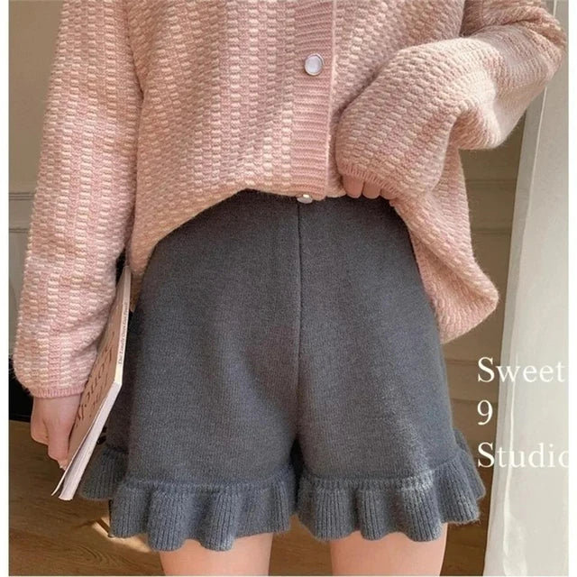 Tossy High Waist Knitted Flare Shorts For Women Winter New Casual Beige Wide Leg Down Shorts Ruffles Fashion Korean