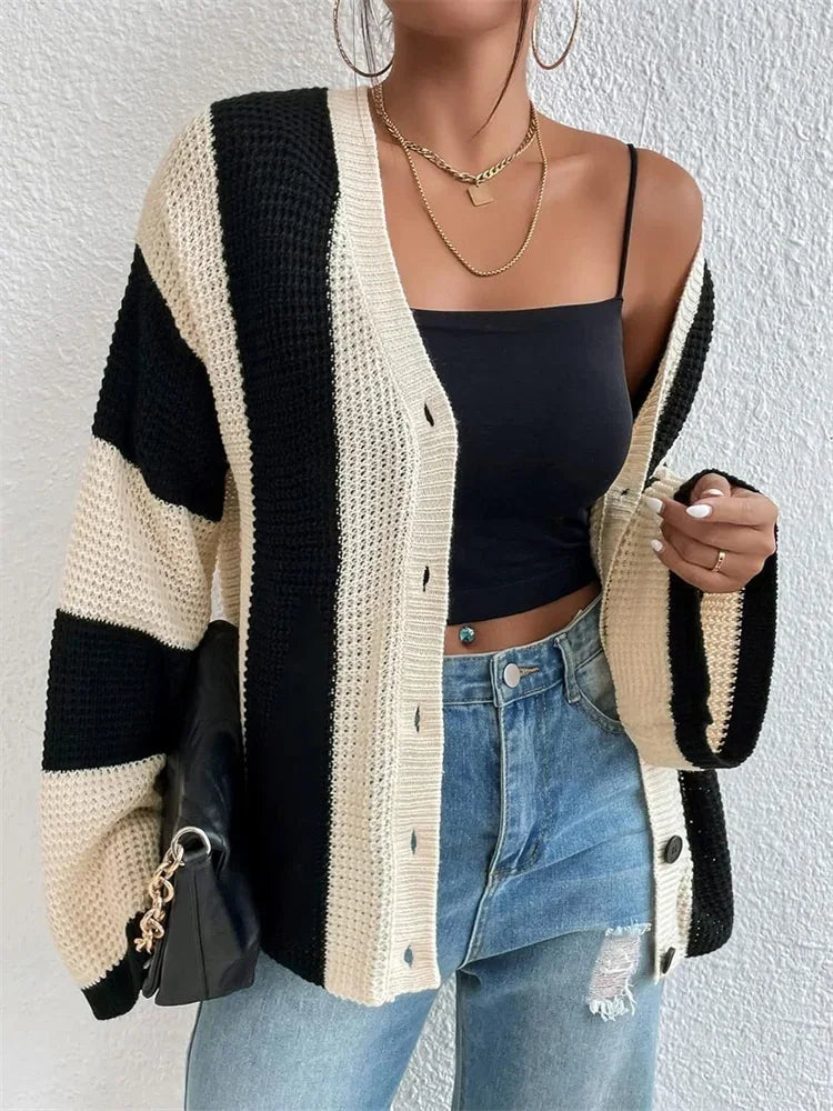 Tossy Hollow Out Contrast Fashion Cardigan Sweater Knitwear Women Loose Long Sleeve High Street Outwear Patchwork Female Coat