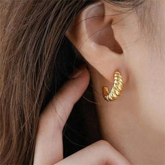 Twisted Elegance Hoop Earrings