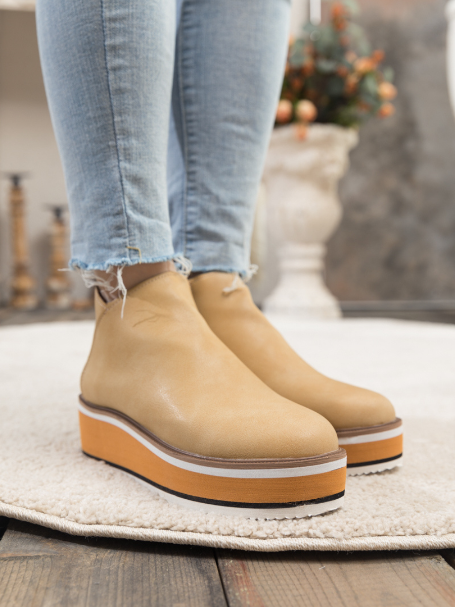 En Bloom | Eazy Platform Ankle Boots - Beige