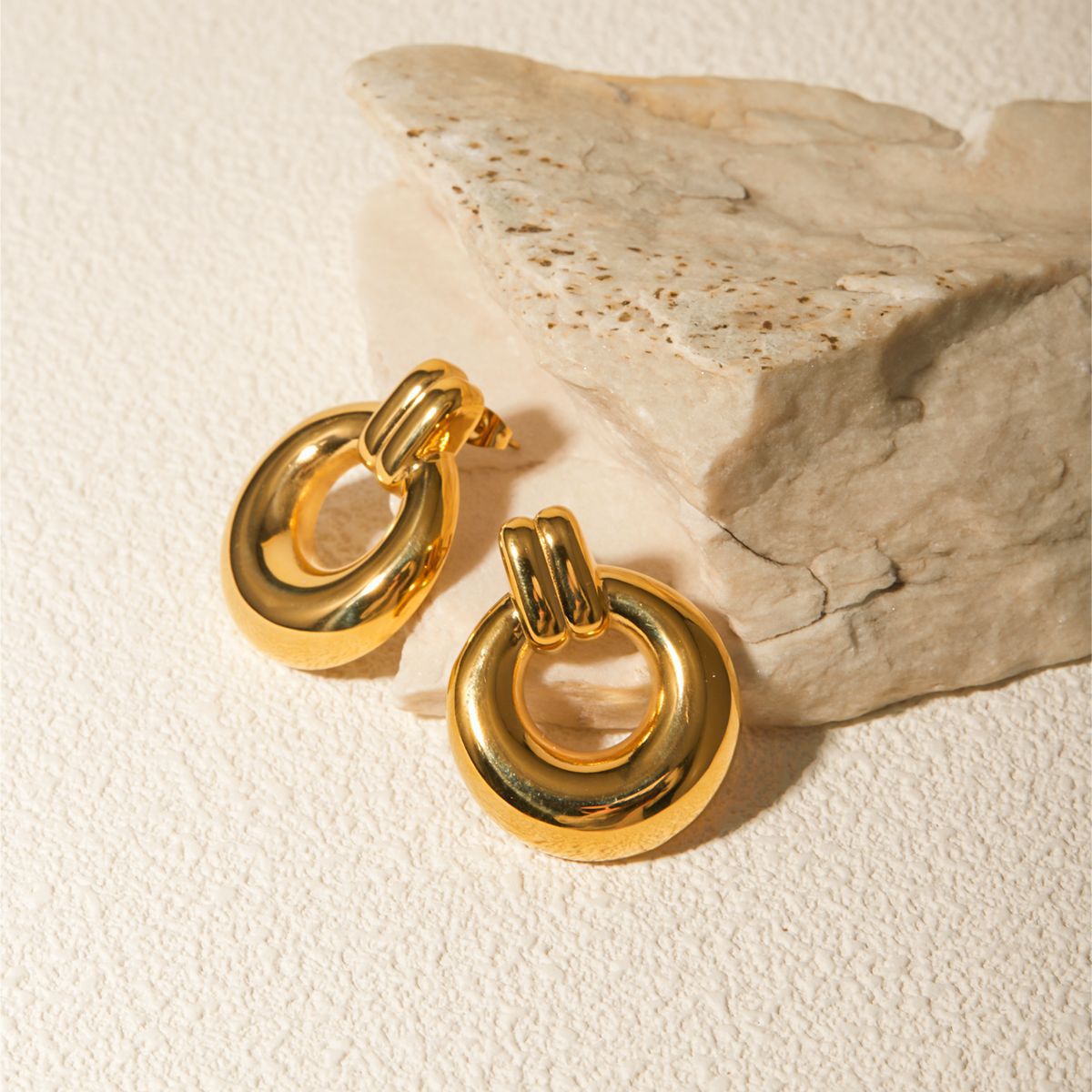 Valen Gold Knot Earrings