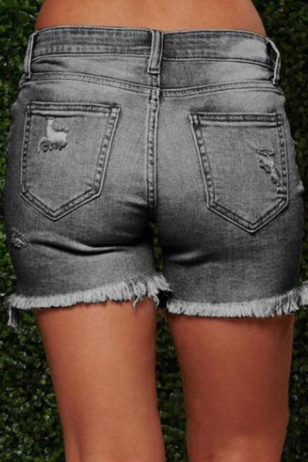 Chicindress On-trend Fringed Ripped Denim Shorts(3 Colors)