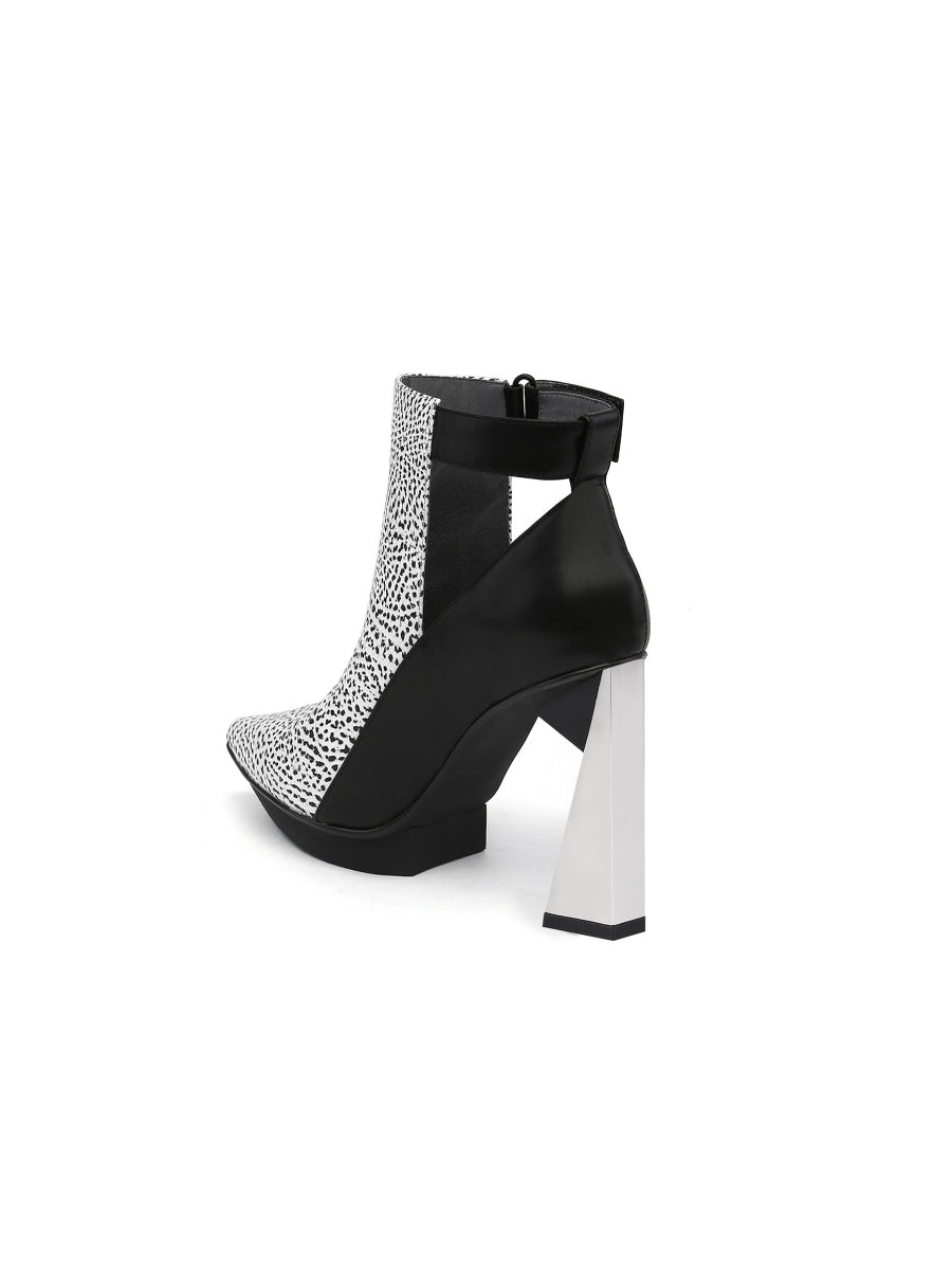 JadyRose | Triangled Heel Cut Out High Heel Leather Boots - White