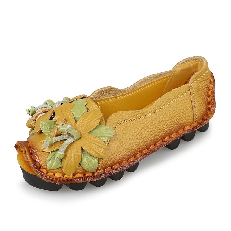 Rumour Has It | Perforated Flower Deco Head Leather Flats