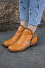 En Bloom | Zip Trim Ruched Ankle Boot