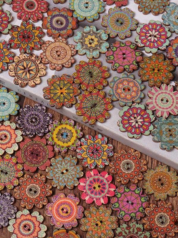 About 100Pcs Multi-Color Floral Pattern Buttons