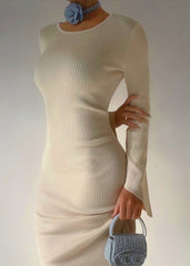 Sleek Long-Sleeve Knit Backless Dress