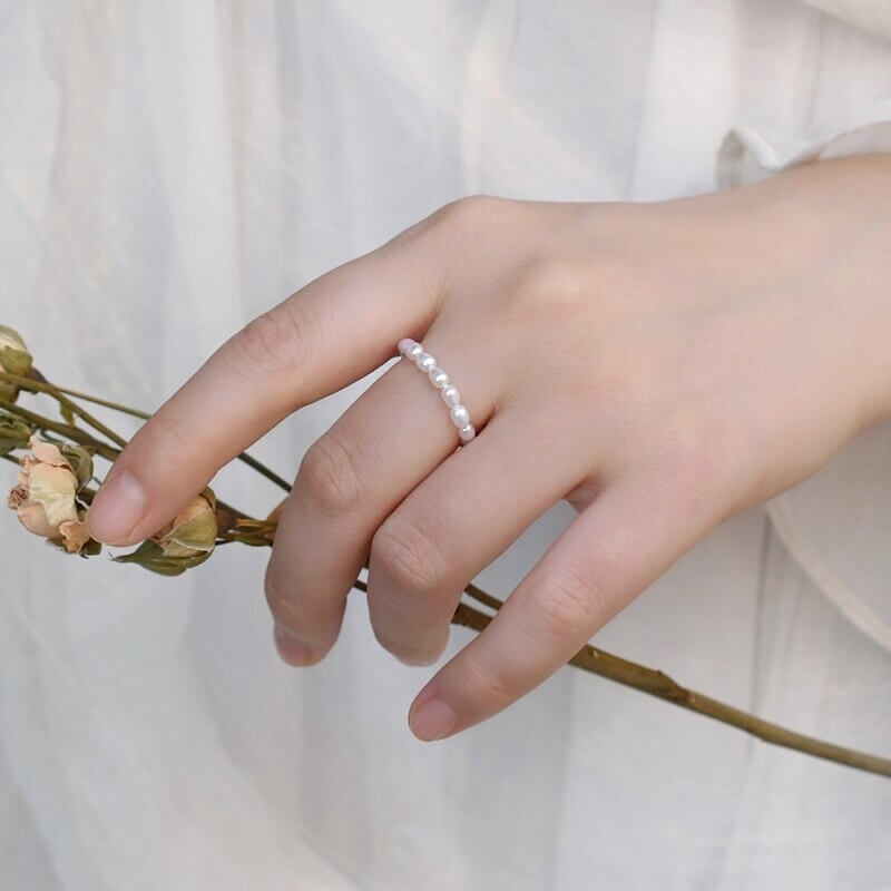 Lovely Pearl Ring