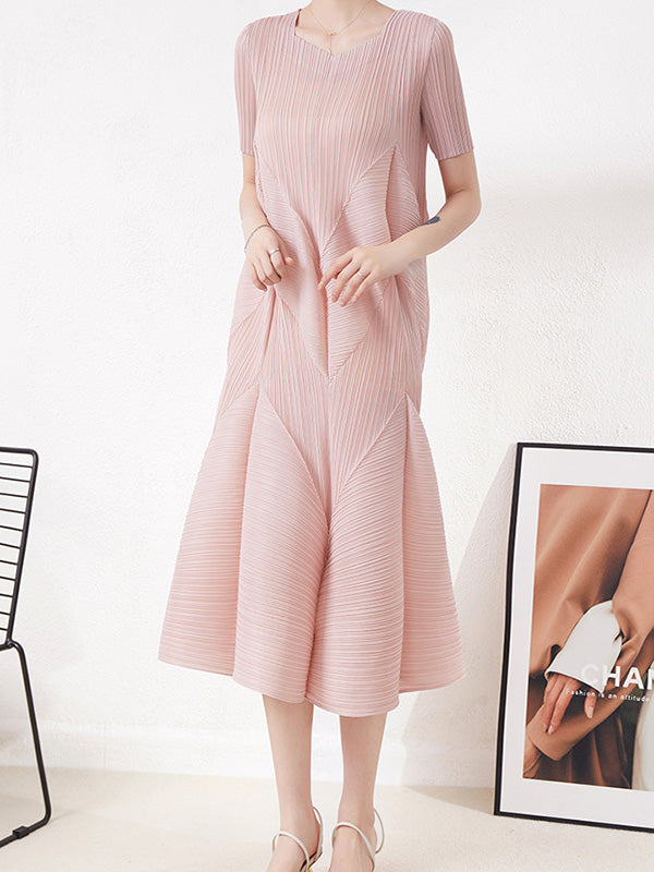 Casual Short Sleeves Pleated Solid Color Round-Neck Midi Dresses