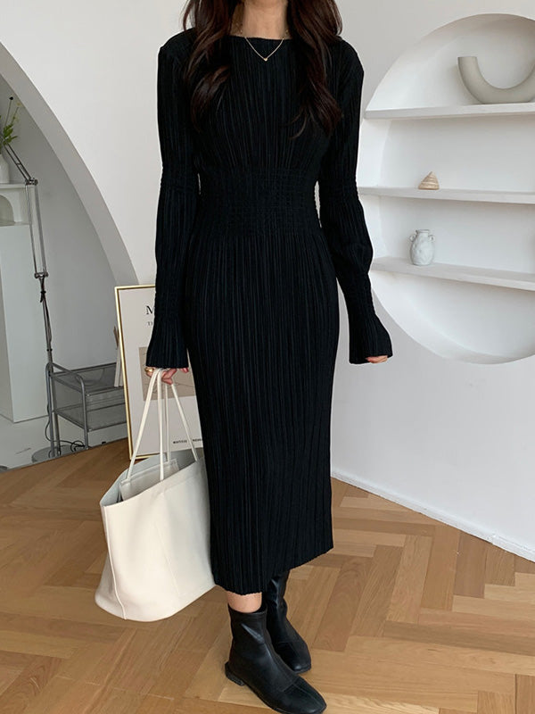 Simple Long Sleeves Black Split-Joint Elasticity Waist Pleated Midi Dress