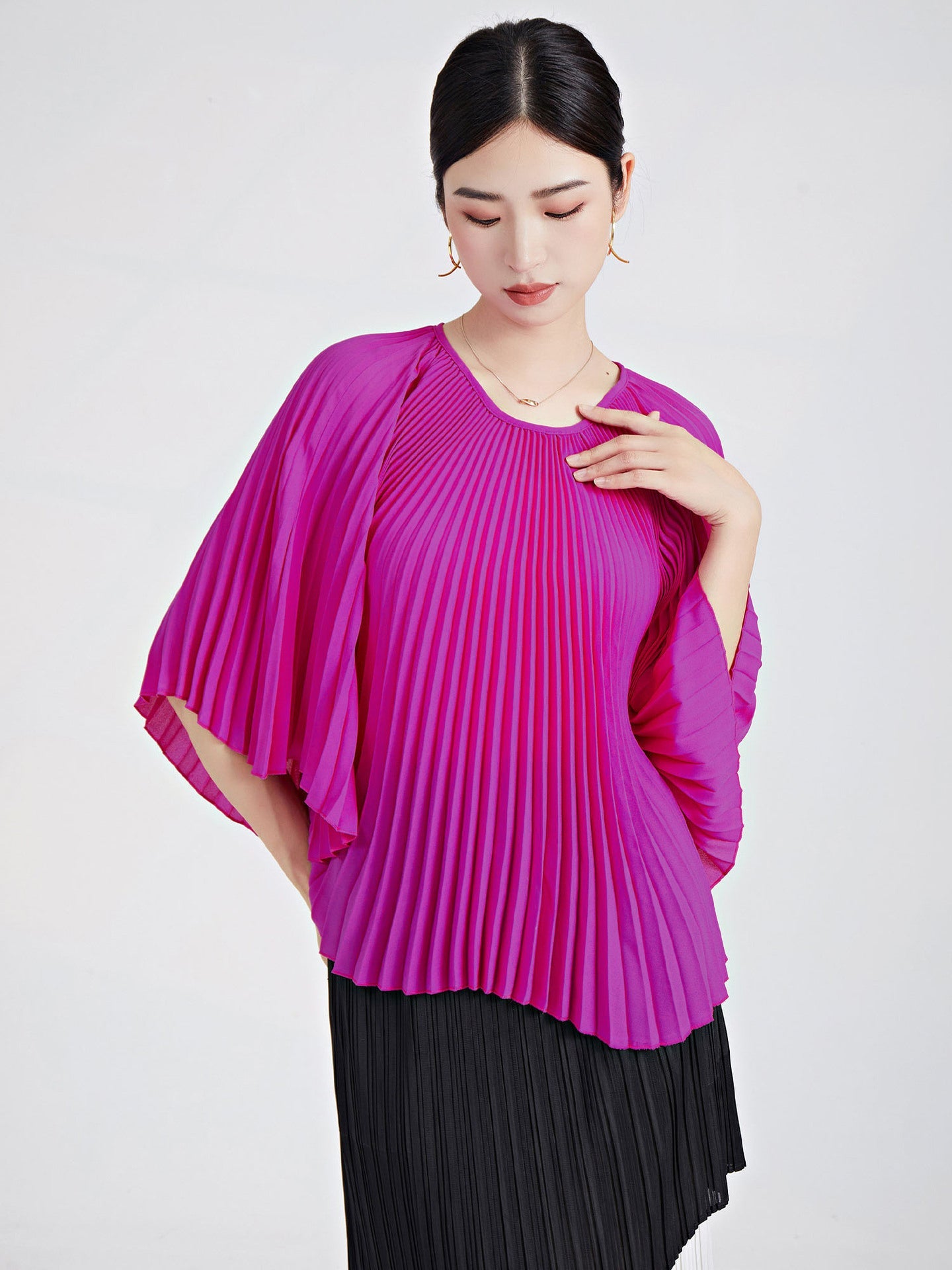 Batwing Sleeves Loose Pleated Solid Color Round-Neck T-Shirts Tops