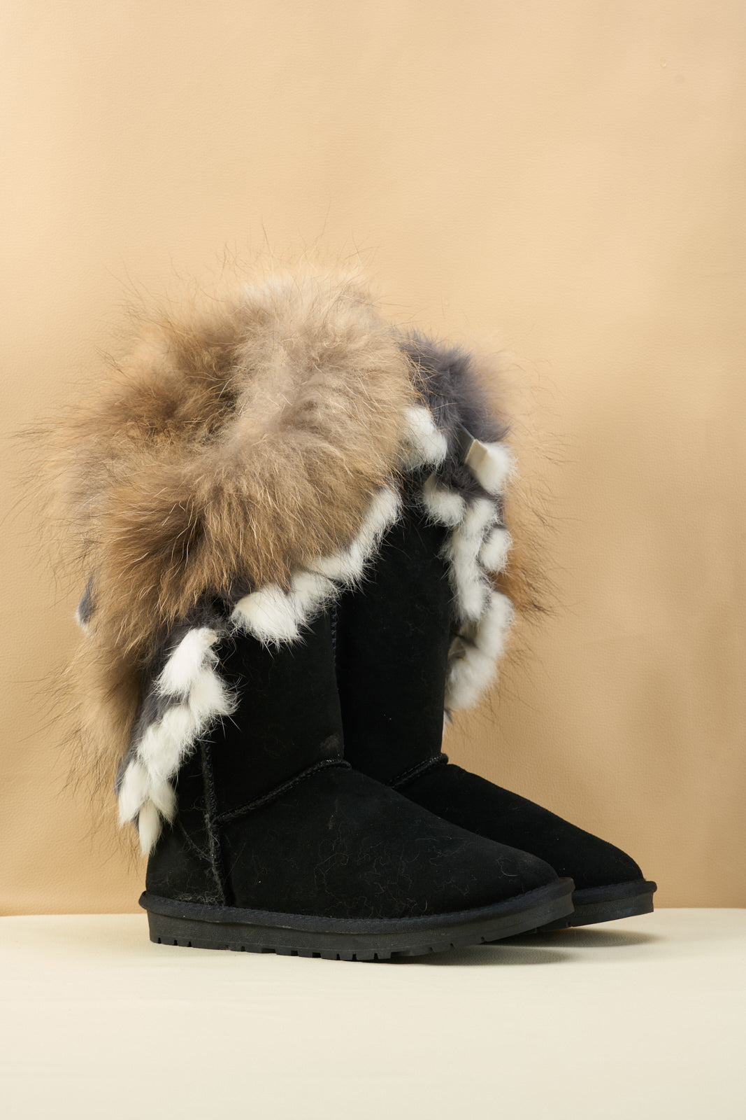 SMAIBULUN Ugg | Faux Fur Wool Lined Grazing Calf Boots - Black