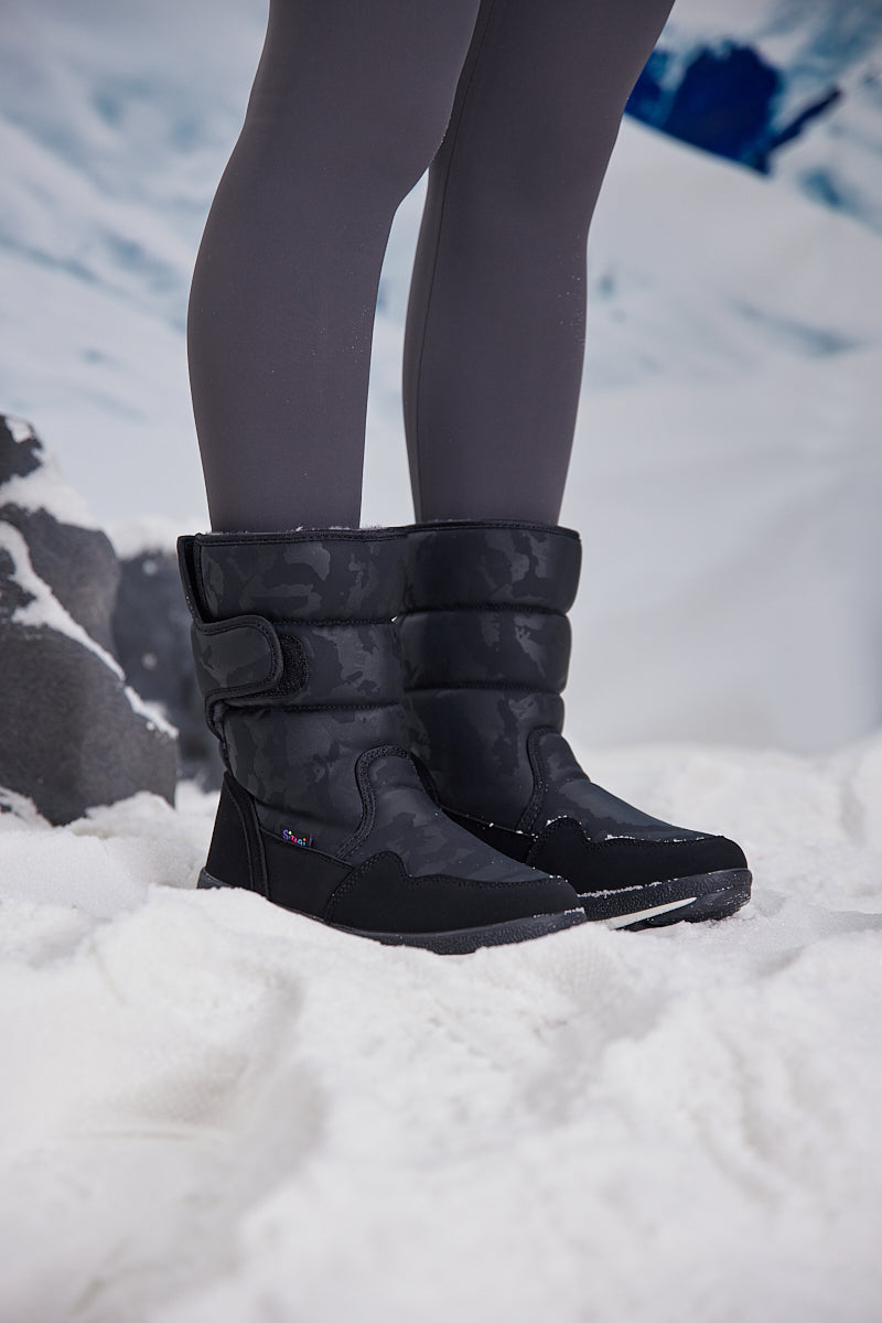 Frozen Princess | Alaska Camo Princess Water-Repellent Snow Boot - Black