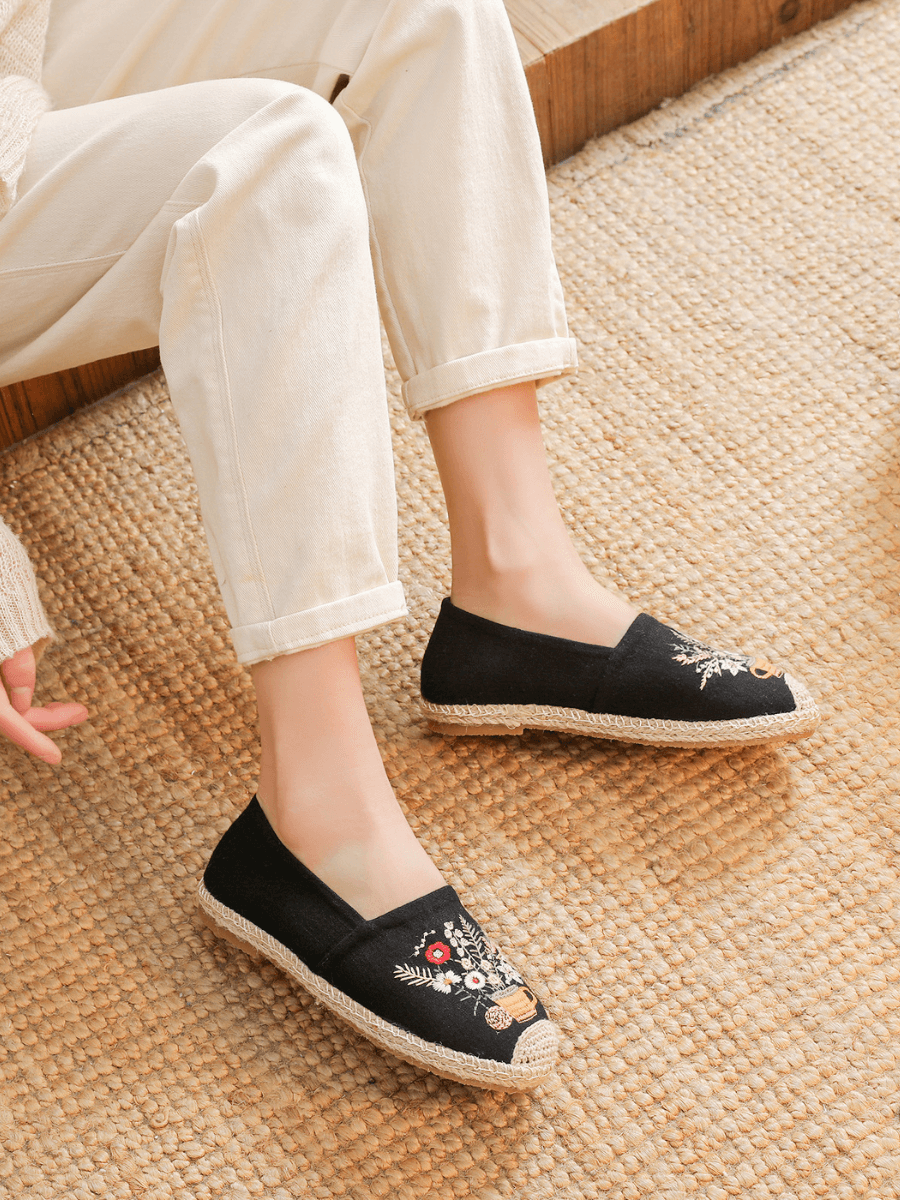 Cactus Rose | Cup Of Blossom Linen Espadrilles - Black