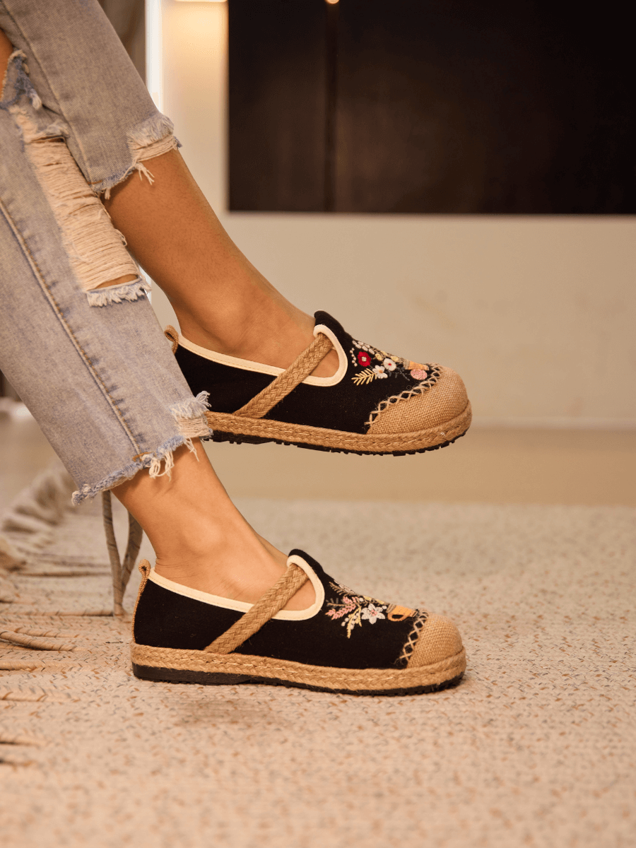 Cactus Rose | Kahului Embroidered Linen Espadrilles - Black