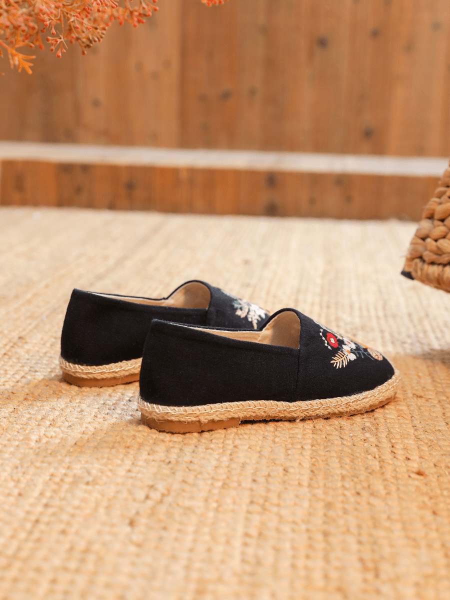 Cactus Rose | Cup Of Blossom Linen Espadrilles - Black