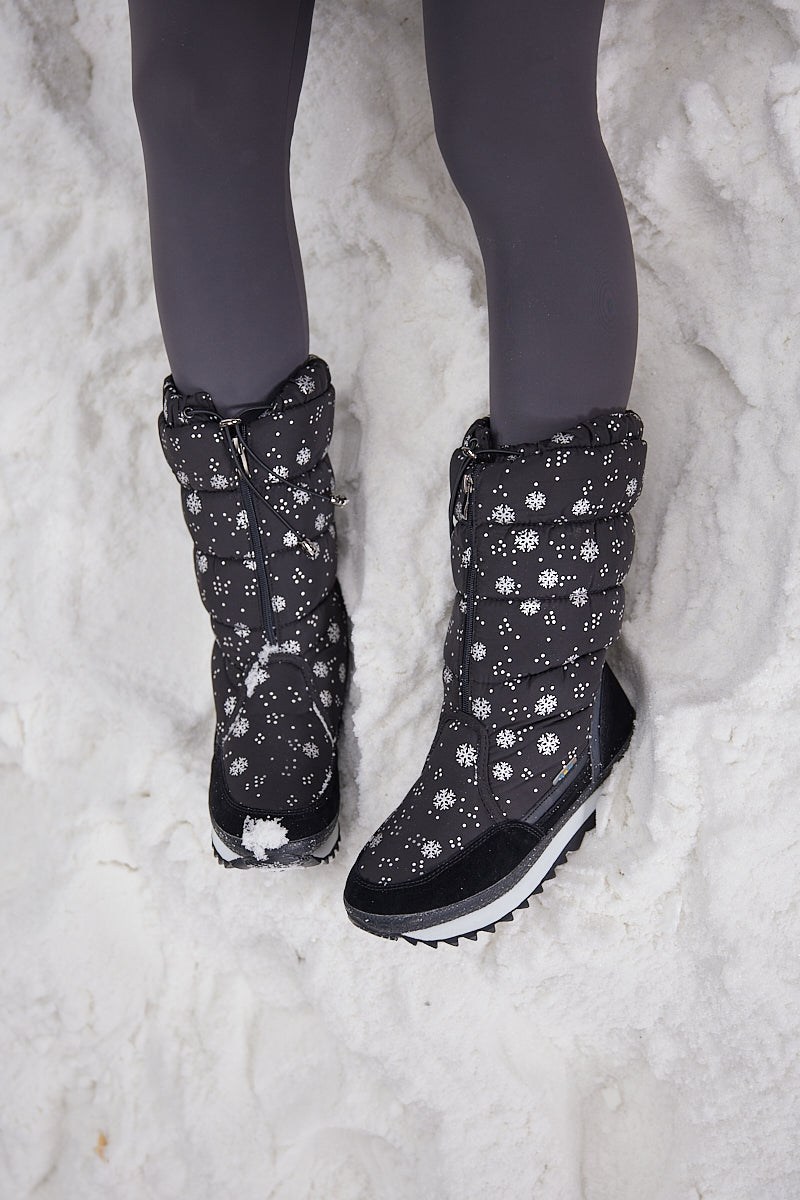 Frozen Princess | Snowing Kicker Water-Repellent Snow Boot - Black