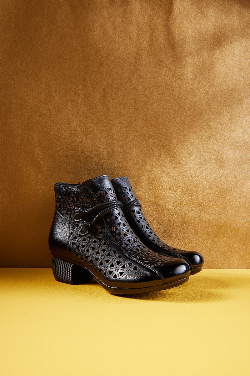 Rumour Has It | Snowflake Perforated Upper Leather Boots - Black