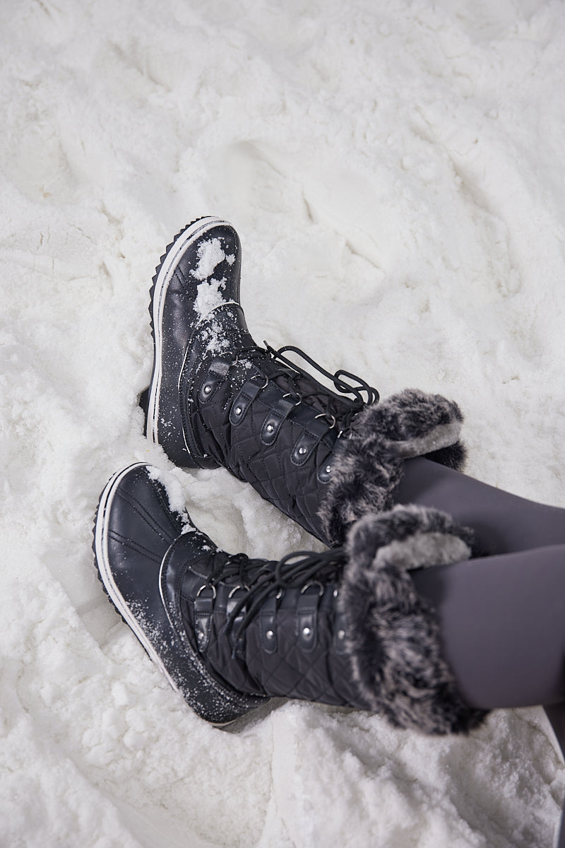 Frozen Princess | Hickory Isabella Water-Repellent Snow Boot - Black