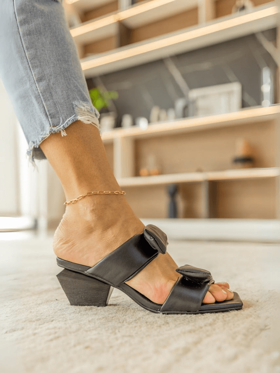 Jady Rose | Maxina Strappy Leather Block Heels - Black