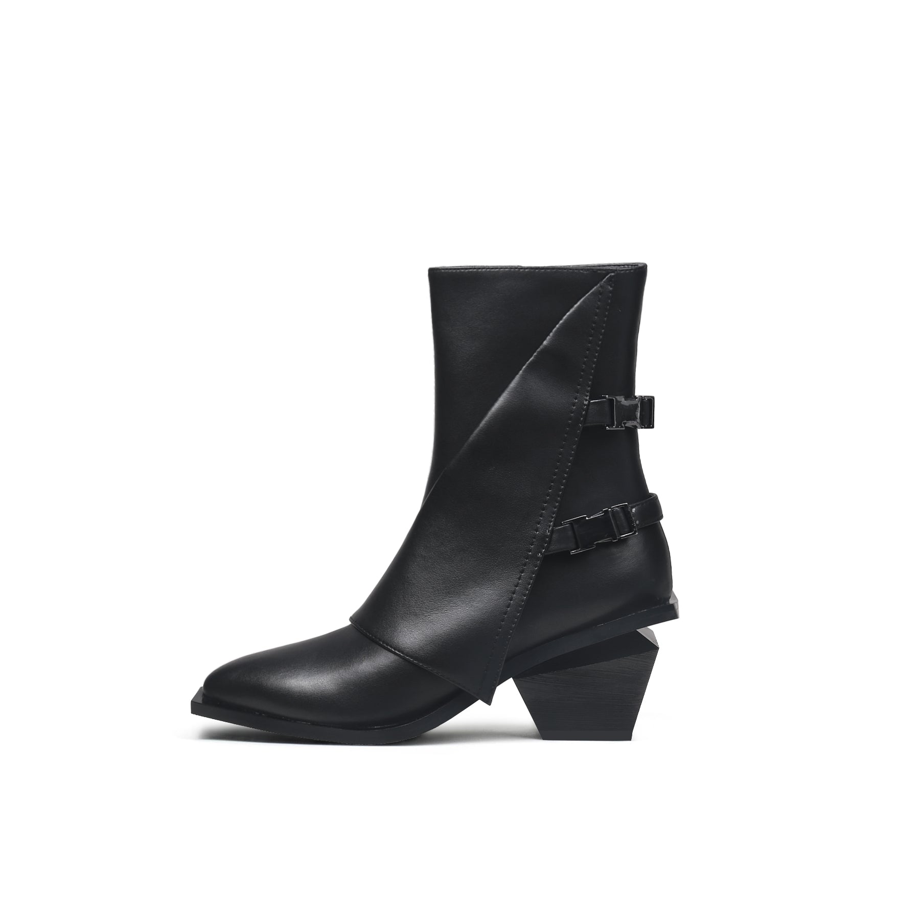 JADY ROSE | BLOCK HEEL LEATHER ANKLE BOOTIE - BLACK