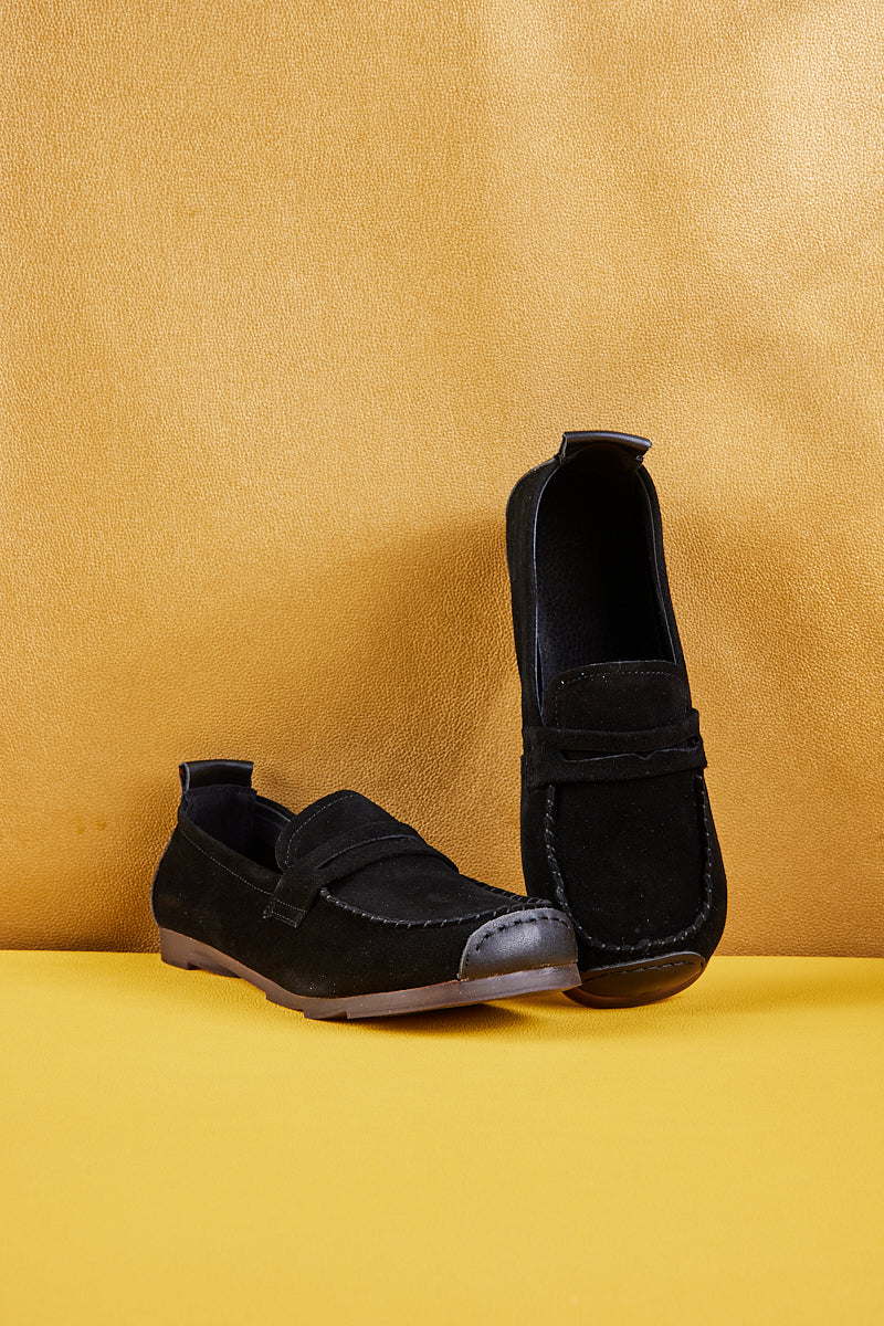 Rumour Has It | Walk It Suede Moccasin Loafer - Black