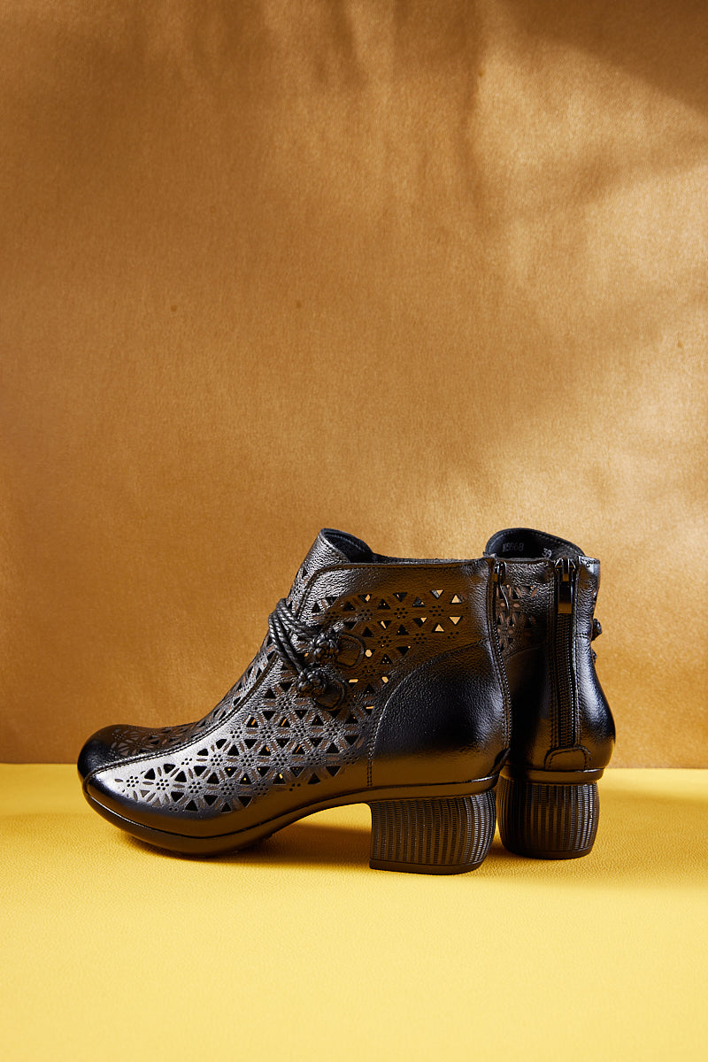 Rumour Has It | Snowflake Perforated Upper Leather Boots - Black