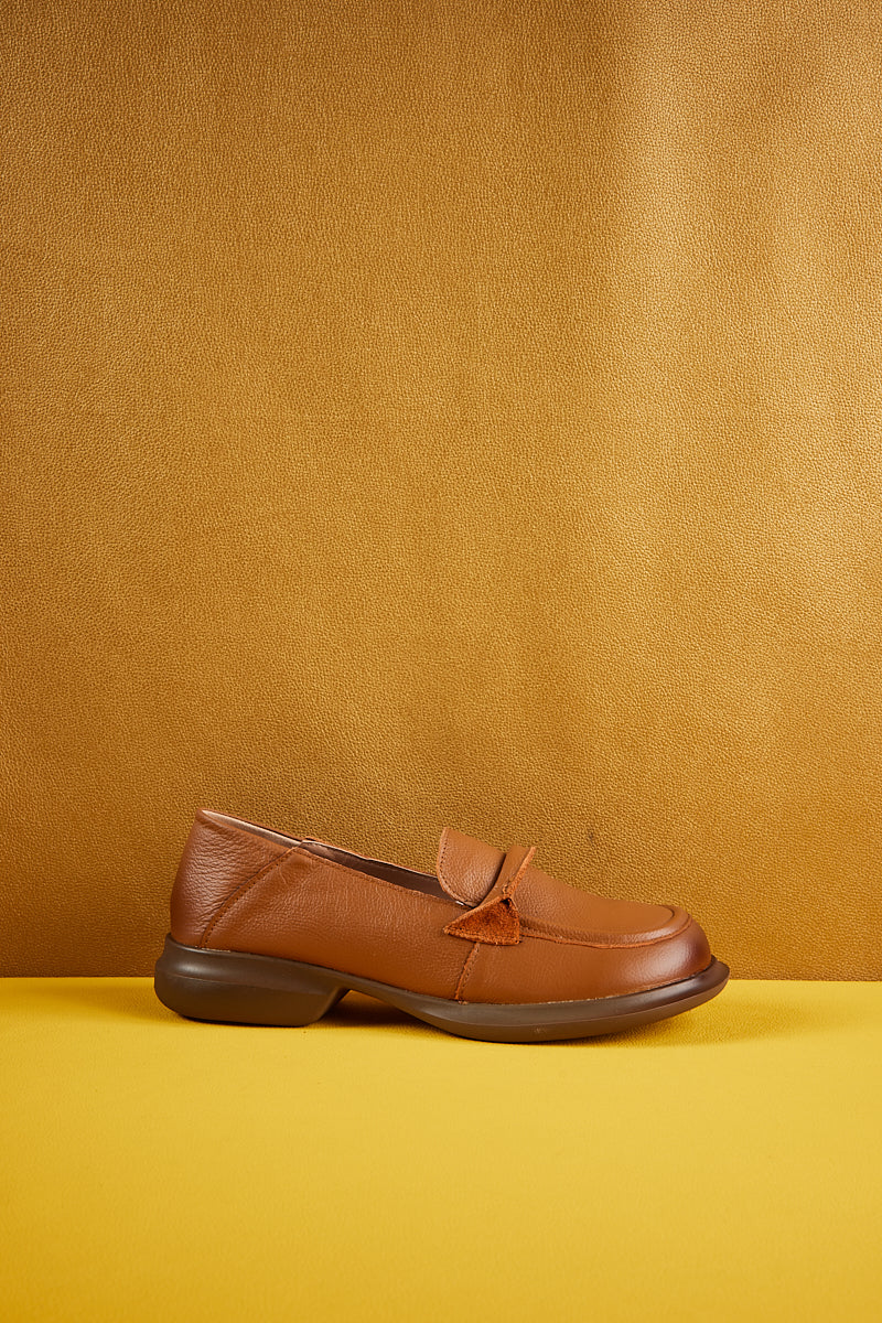 Rumour Has It | Simple Your Way Leather Loafer - Brown