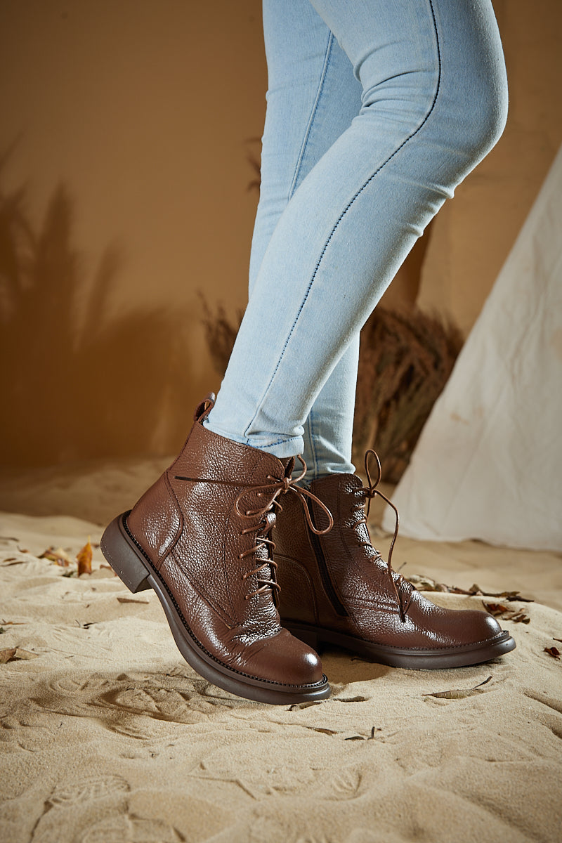 Rumour Has It | Easton Leather Combat Boots - Brown