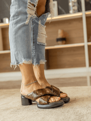 Jady Rose | Veronica Puffy Cross-Strap Leather Sandal - Brown