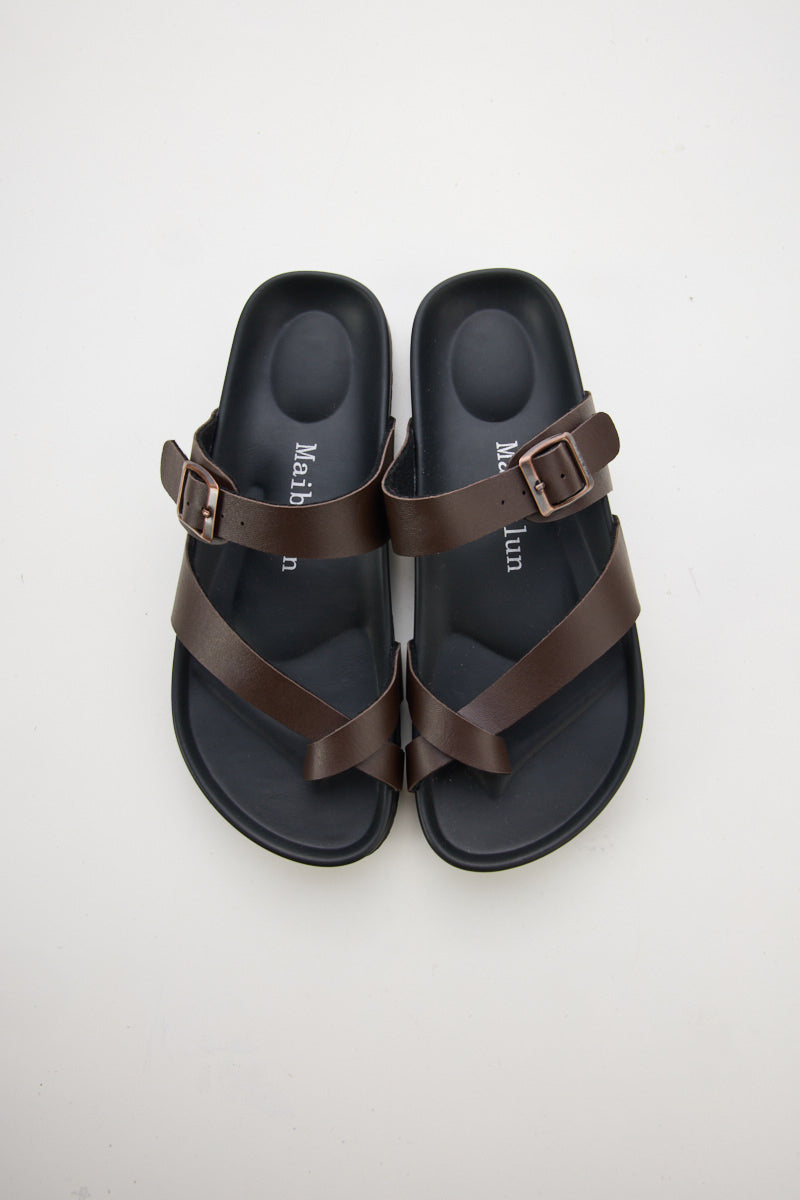 Maibulun | Thong Toe Cushioned Footbed Sandal - Brown