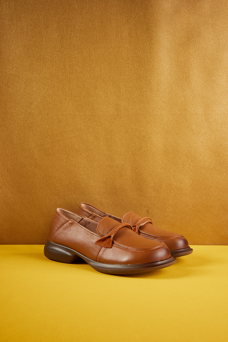 Rumour Has It | Simple Your Way Leather Loafer - Brown