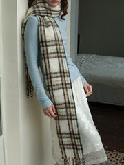 Keep Warm Plaid Tasseled Scarf