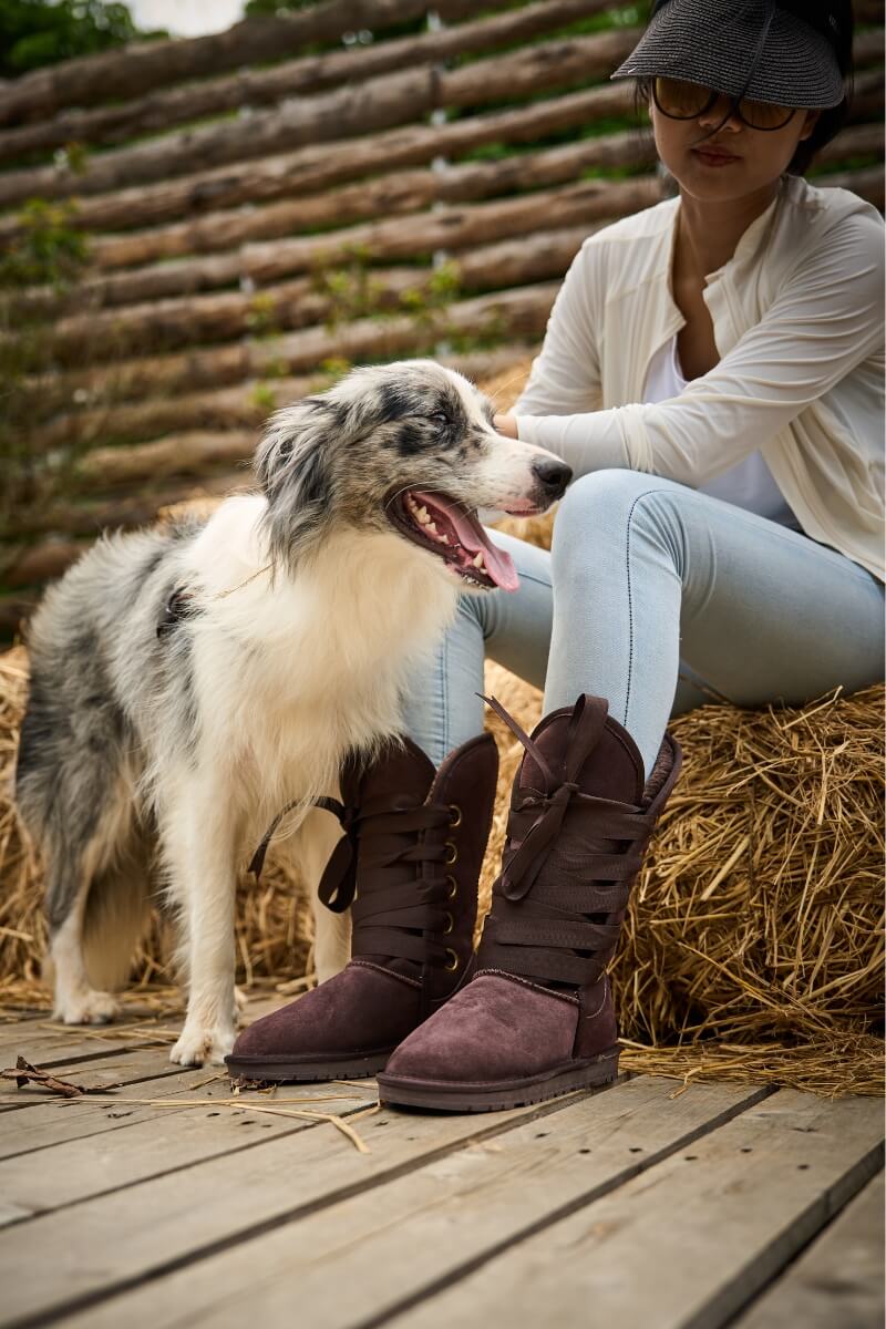 SMAIBULUN Ugg | Ribbon Lace-Up Faux Fur-lined Suede Boot - Chocolate