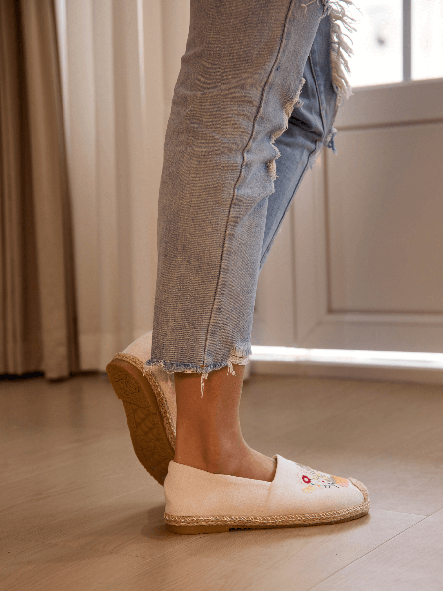 Cactus Rose | Cup Of Blossom Linen Espadrilles - Cream