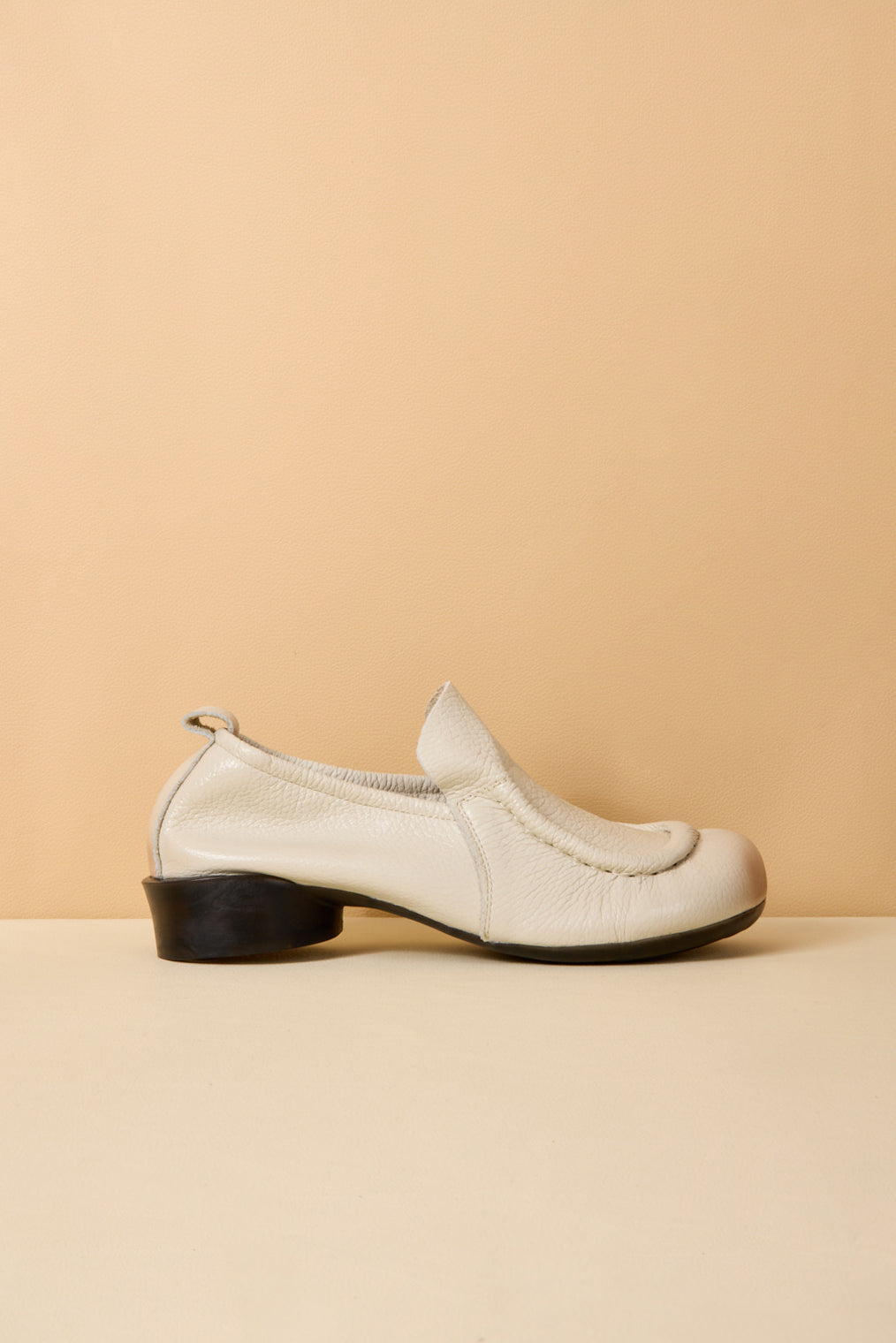 Rumour Has It | Nolita Leather Loafer - Cream