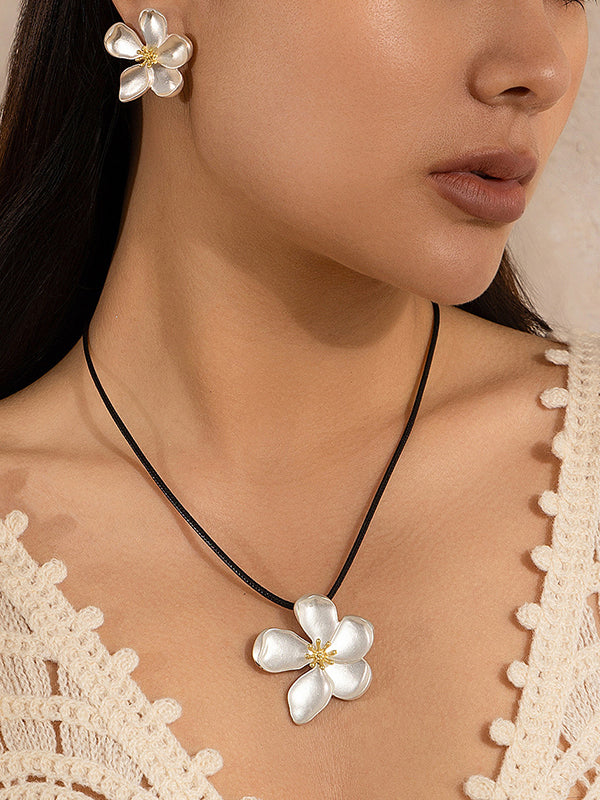 Flower Shape Necklaces Accessories