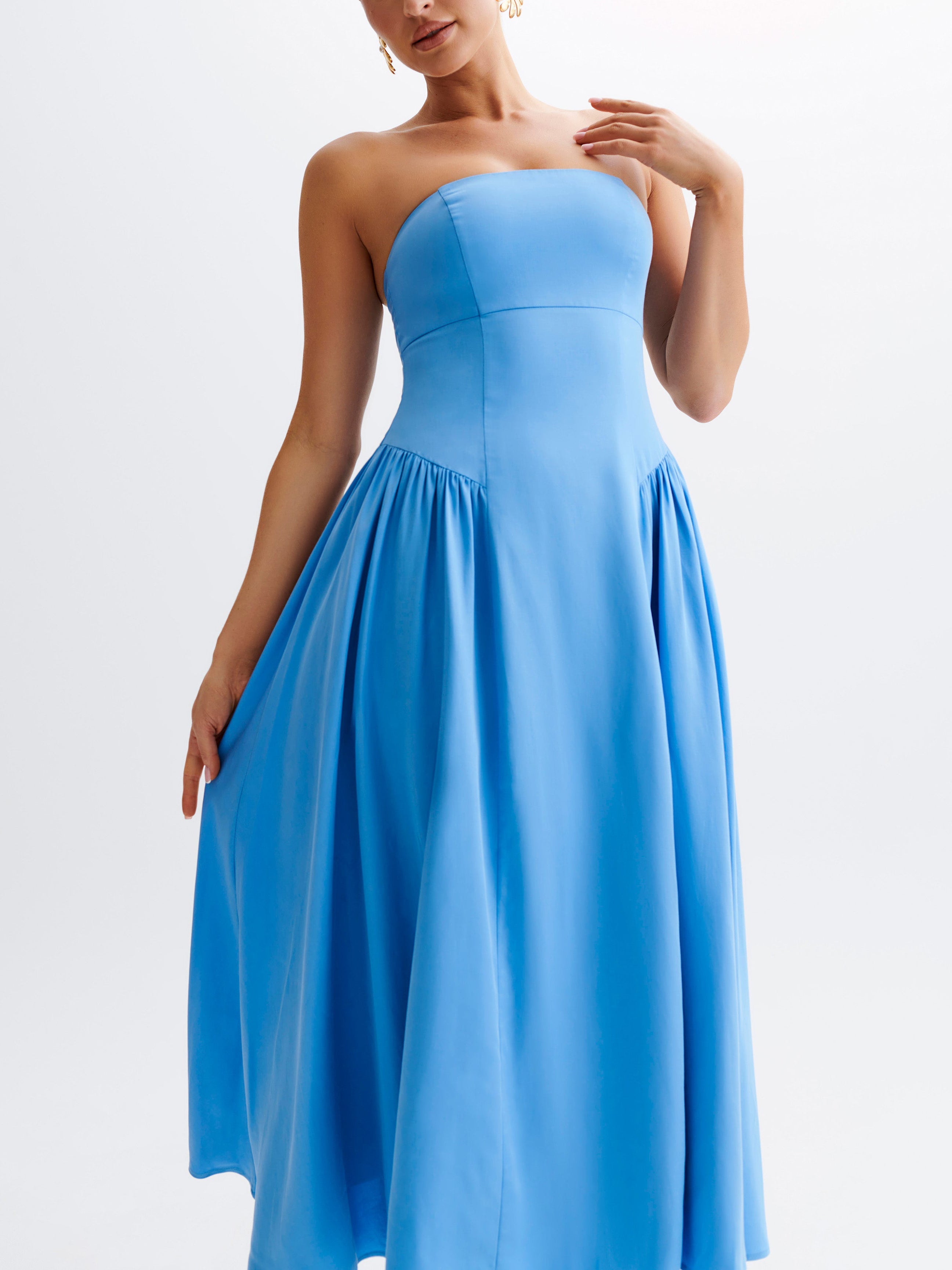 Fashionable Tube Top Pleated Midi Dress