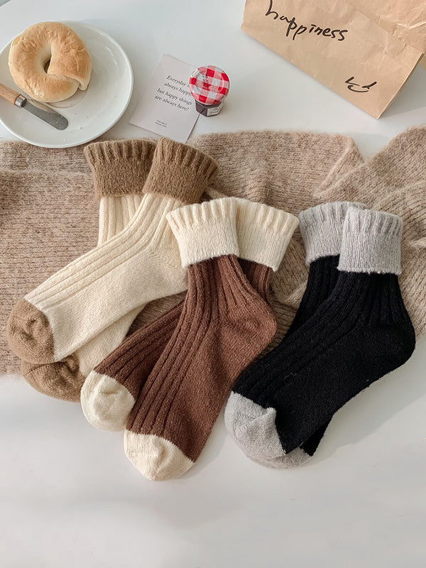 Contrast Color Elasticity Pleated Socks