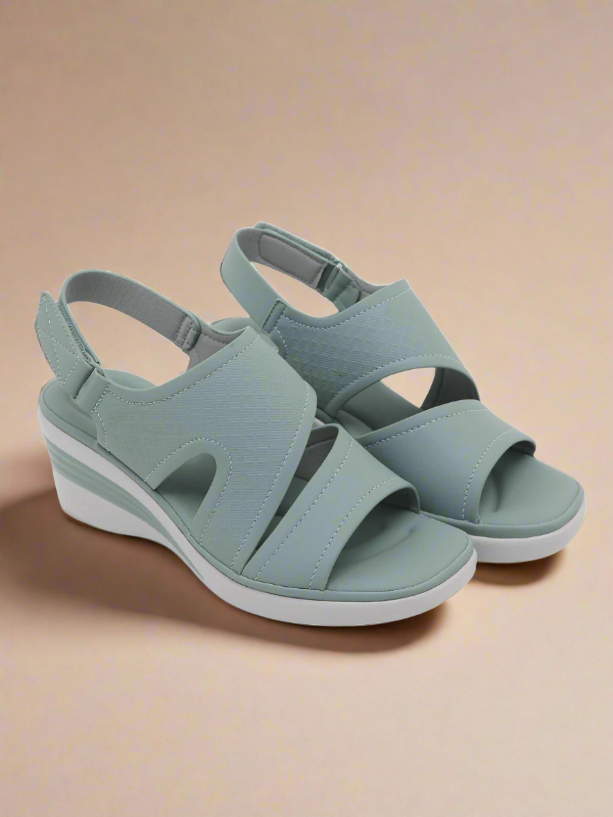 Siketu | Xandria Cushioned Slingback Wedge