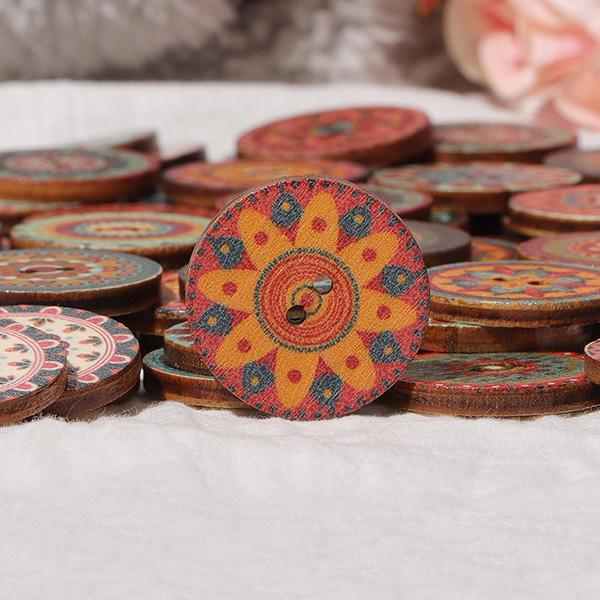 About 100Pcs Multi-Color Round Buttons