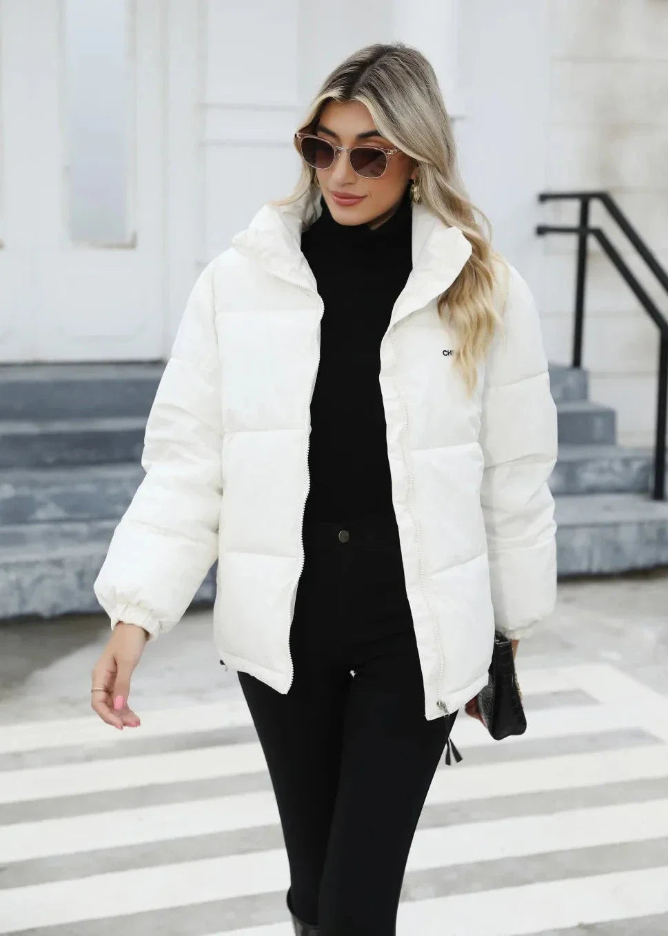 Casual White Puffer Jacket - Warm and Stylish